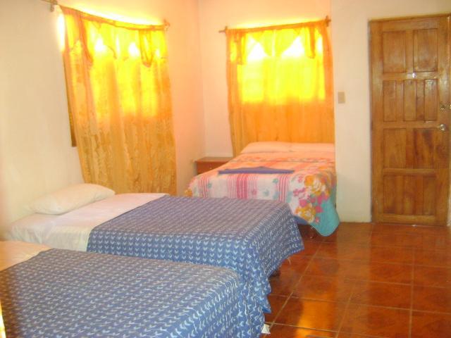 Las Gardenias Puerto Villamil Bagian luar foto