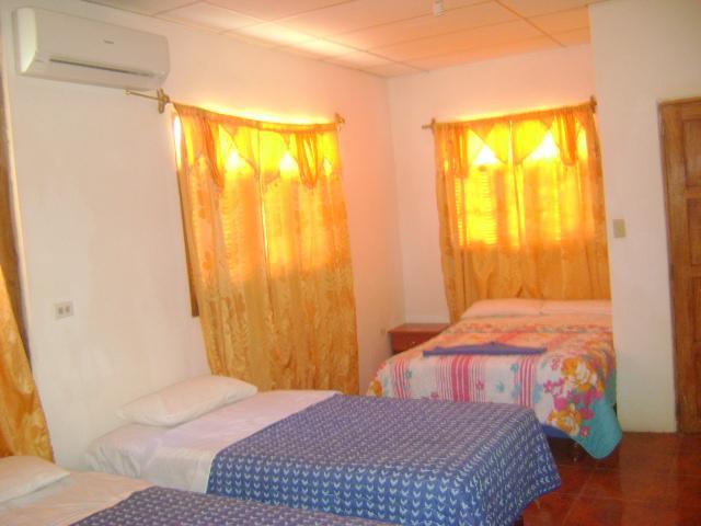 Las Gardenias Puerto Villamil Bagian luar foto