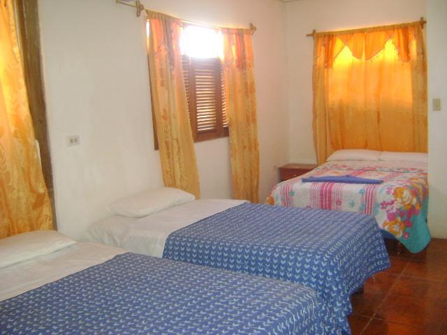 Las Gardenias Puerto Villamil Bagian luar foto