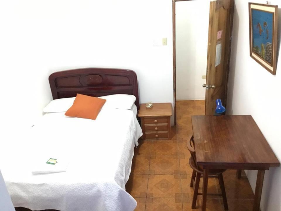 Las Gardenias Puerto Villamil Bagian luar foto